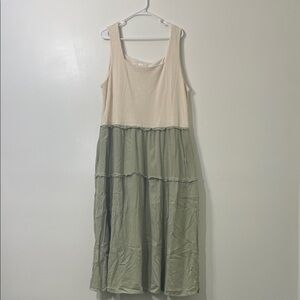 Piper & Scoot - Hayden Los Angeles Cream and Sage Colorblock Midi Dress 3X